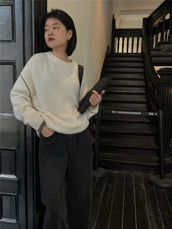 【SOUL】Casual Simple Contrast Color Loose Warm Sweater (20% Wool) 2866# CLS
