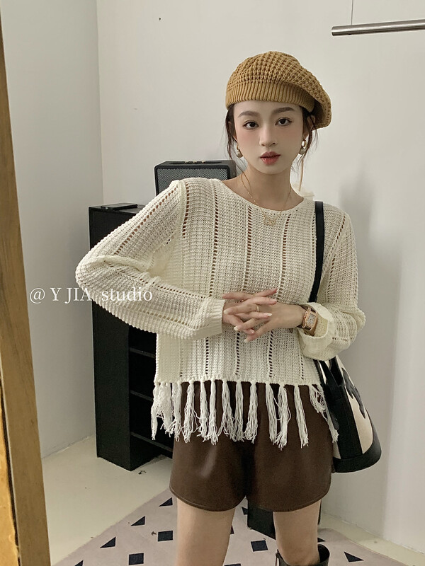 【Y.JIA】French retro hollow simple tassel knitted sweater 368