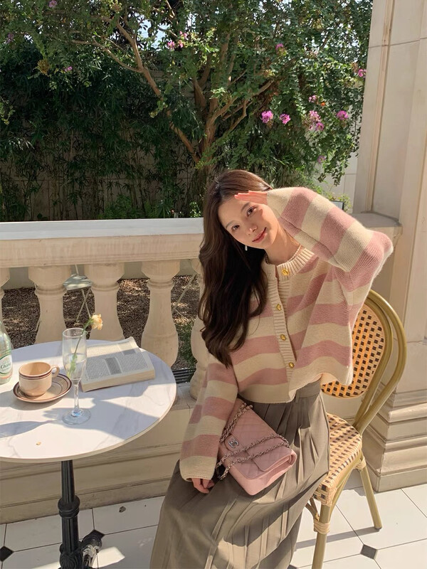 【Y.JIA】Gentle round neck temperament small fragrance striped warm sweater YS1-711# FHX