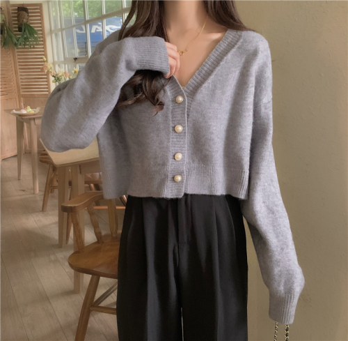Autumn and winter thick and gentle sweater hand-buttoned v-neck cardigan loose coat knitted