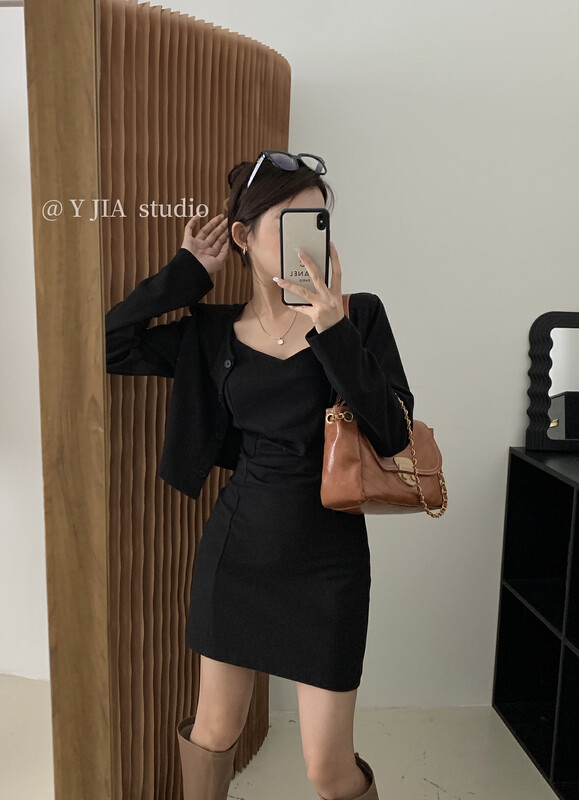 [Y.JIA Ijia] Simple short slim coat sexy pleated suspender dress suit 8533