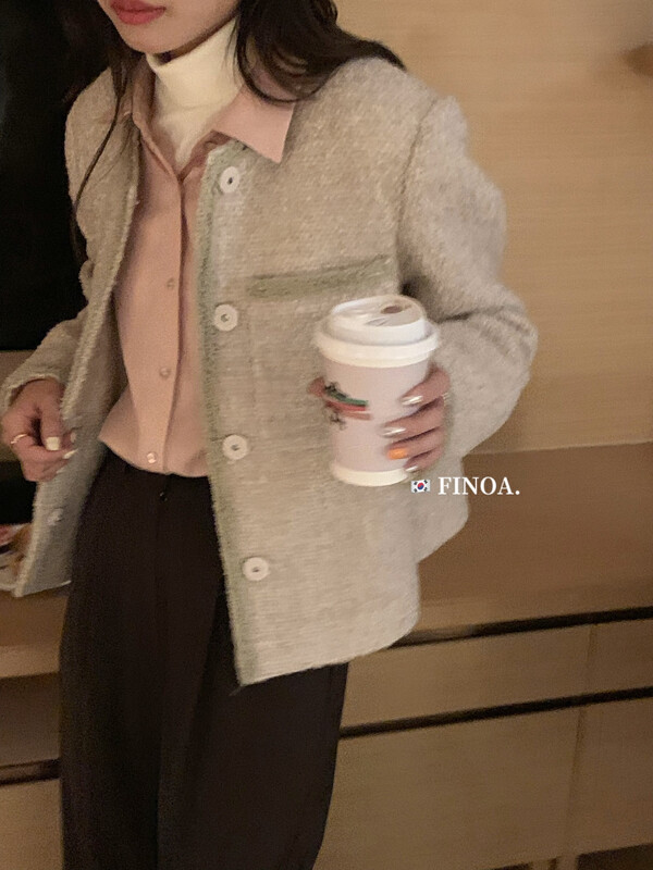 [FINOA] Retro high-quality contrasting color round neck small fragrance suit olive1369
