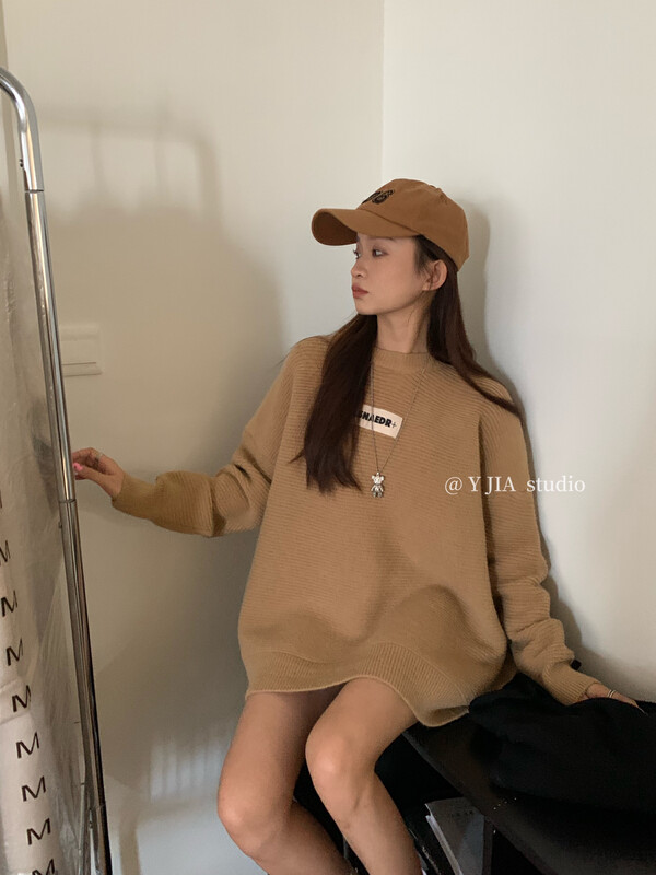 【Y.JIA】Casual Loose Design Labeled Round Neck Sweater YS1-825