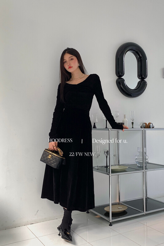 [Fire HOODRESS] Hepburn velvet pleated high waist long umbrella skirt 22406# JHY