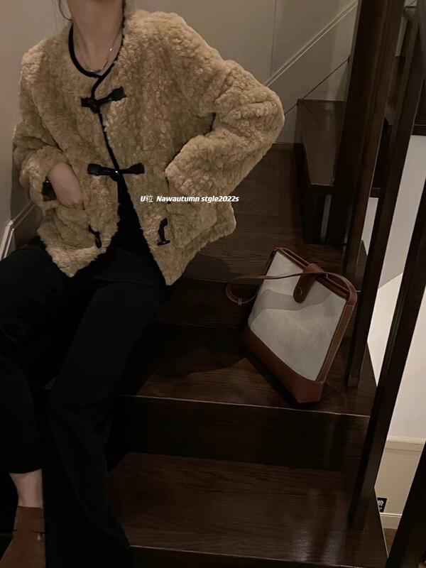 【U grain】Dongdaemun personality contrast color retro buckle fur coat short coat 1132# FHX