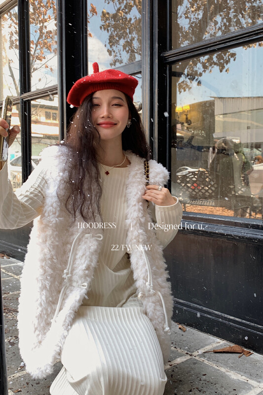 [Fire HOODRESS] Korean buckle design loose vest 22468# JHY