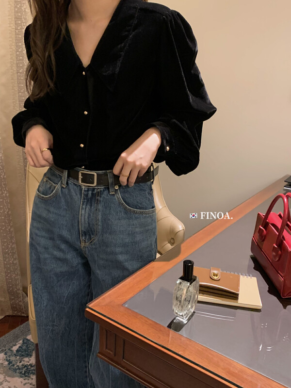 【FINOA】Korean elegant temperament velvet texture small gold button thin shirt 10837