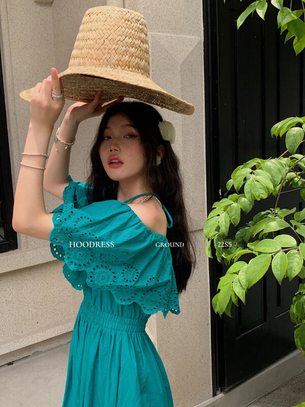 [Fire HOODRESS] Premium Peacock Tail Embroidery One-Shoulder Halter Dress 22212# JHY
