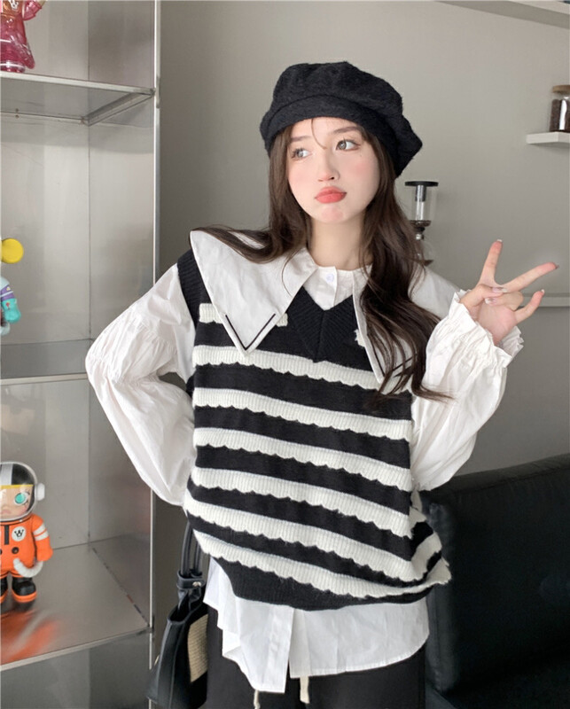 【Y.JIA】Casual age-reducing V-neck striped all-match knitted sweater vest 781