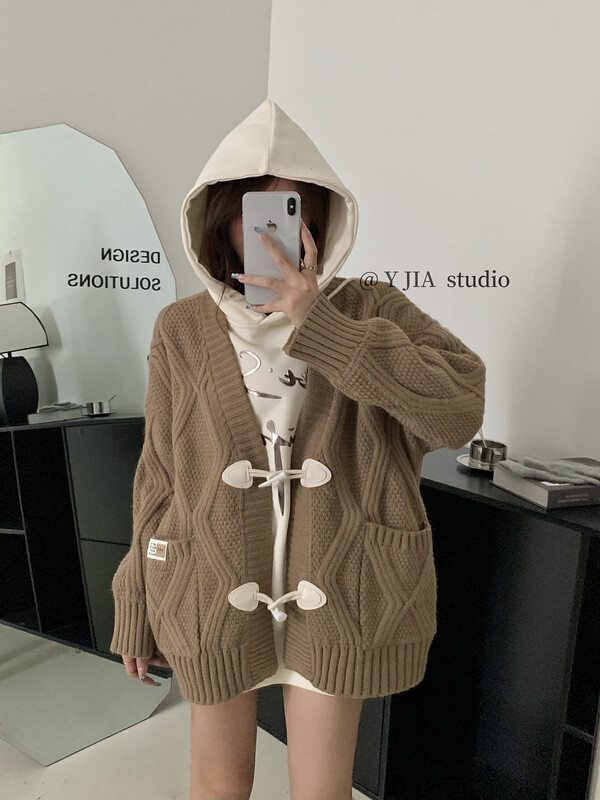 【Y.JIA】Korean horn button big V-neck sweet knitted warm sweater 699# FHX