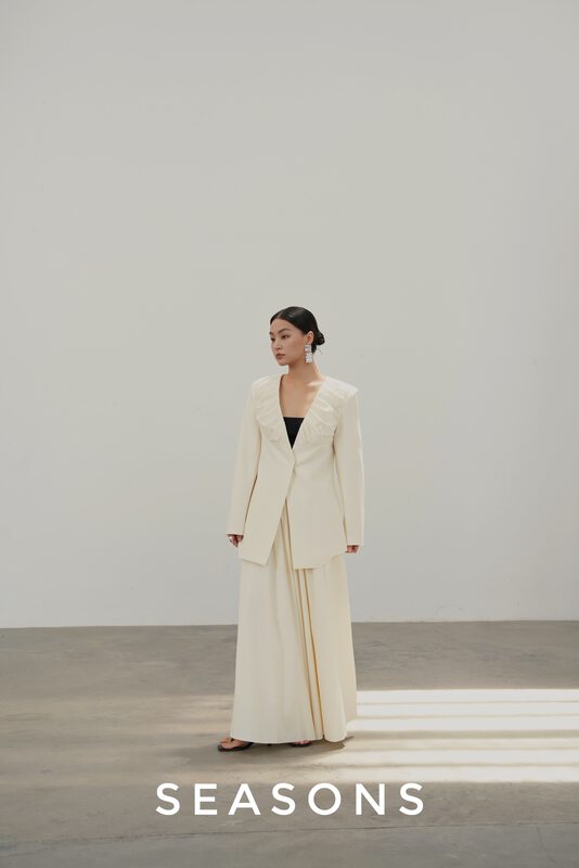 Original price 360.83! New in early autumn! [SEASONS] pleated design jacket + pleated slim skirt suit 66112# WPL