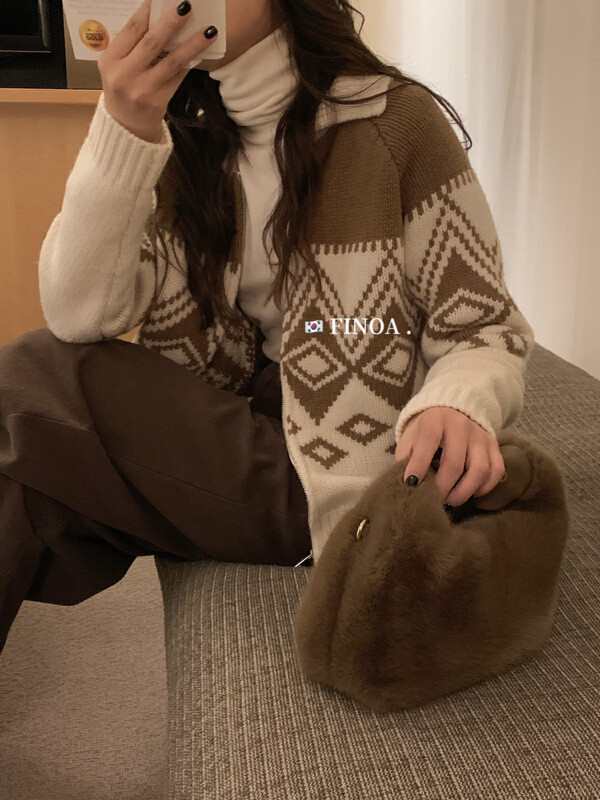 [FINOA] textured retro pattern colorblock zipper knitted jacket sweater olive1427
