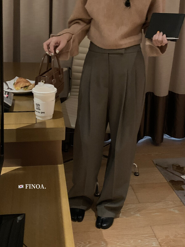 【FINOA】Korean style capable and versatile wide-legged sagging commuter trousers 10800
