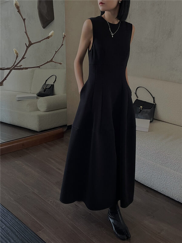 The version is very solid!  【SOUL】Simple and high-end sleeveless vest dress 2881# CLS