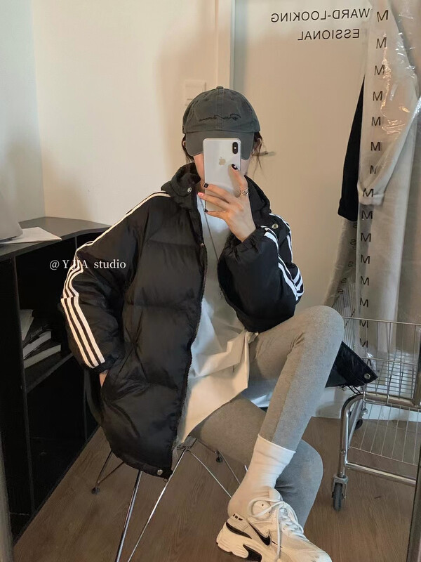 [Y.JIA Yijia] Korean version of the design sense contrast color hooded all-match sports down jacket down jacket 33001