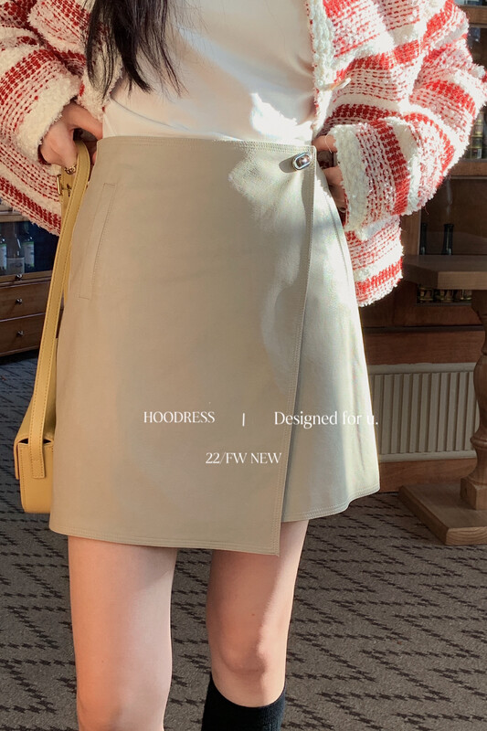 [Fire HOODRESS] Korean Irregular Metal Buckle Design High Waist Leather Skirt 22513# JHY