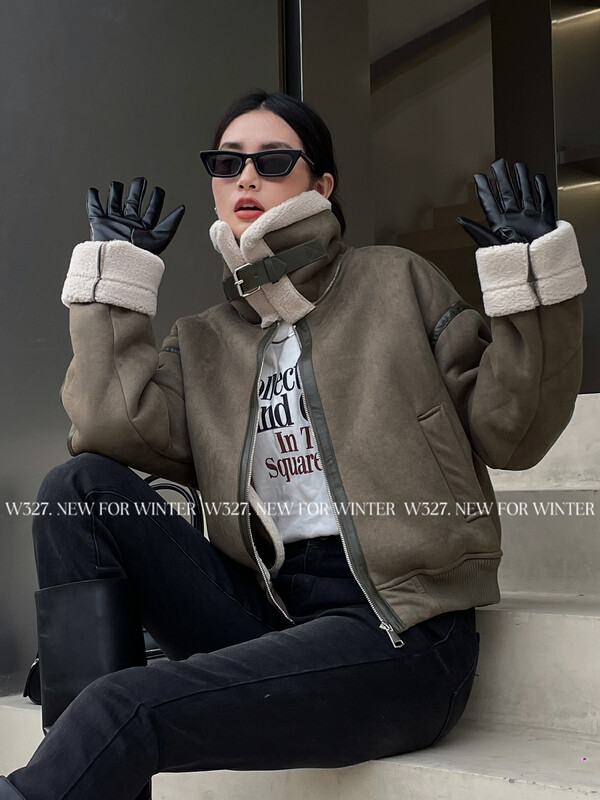 【W327.】Korean version of the fur one stand-up collar motorcycle style lamb velvet short jacket (leather edge strip design) 93221# CQW