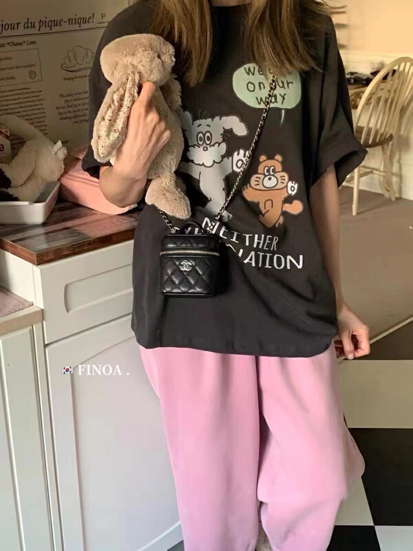 [FINOA] Korean version of casual fun cartoon printing loose pullover short-sleeved T-shirt olive1418
