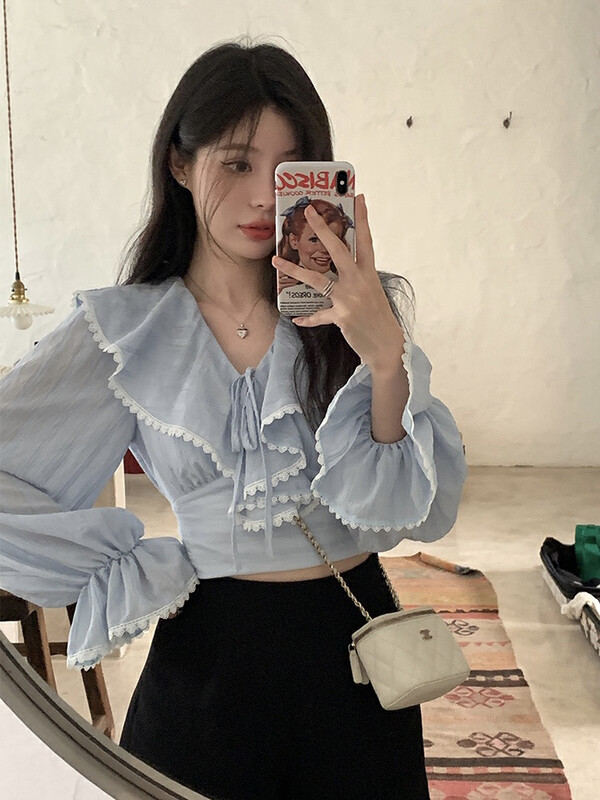 [Y.JIA Yijia] French retro V-neck ruffled chic small shirt 7022