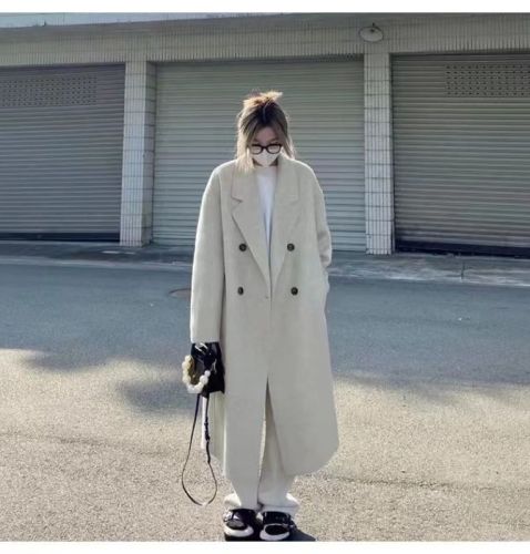White woolen coat women's  autumn and winter new explosion style high-end Hepburn style woolen coat small Korean style