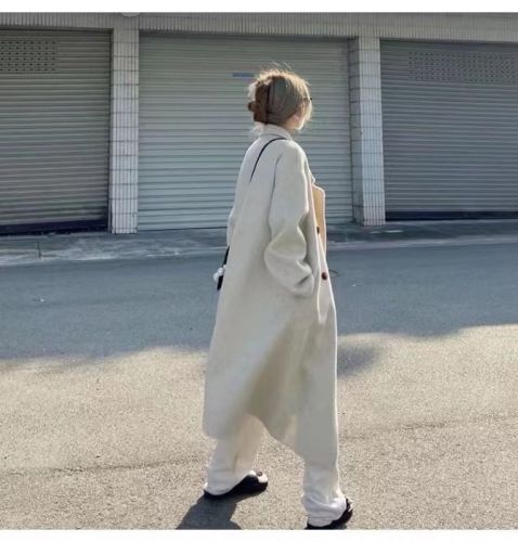 White woolen coat women's  autumn and winter new explosion style high-end Hepburn style woolen coat small Korean style