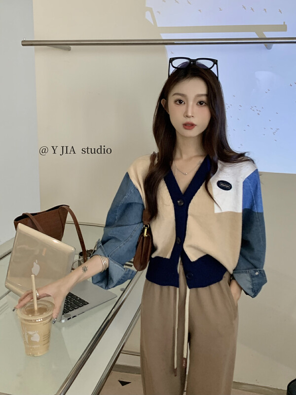 [Y.JIA Ijia] Contrast color denim stitching V-neck short knitted cardigan jacket sweater 668-1