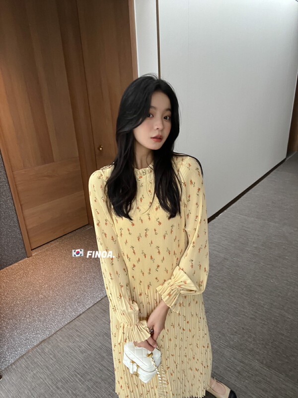 【FINOA】Korean version of retro floral lace collar pleated slim dress 1247