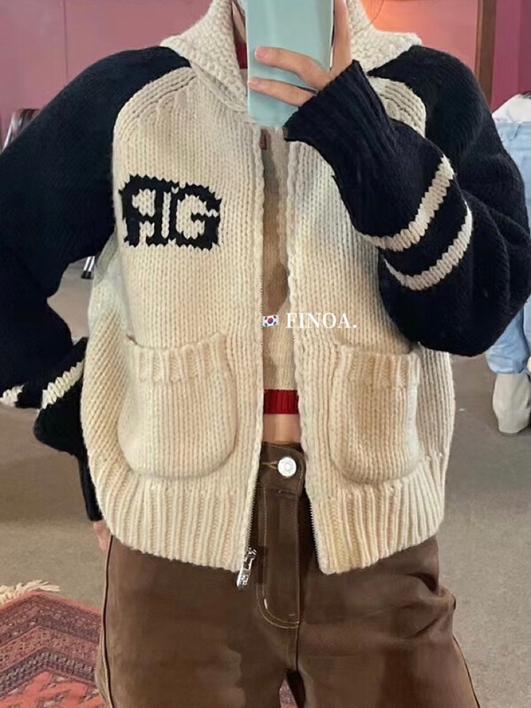 【FINOA】Casual all-match color contrast letter loose knitted jacket sweater olive1381