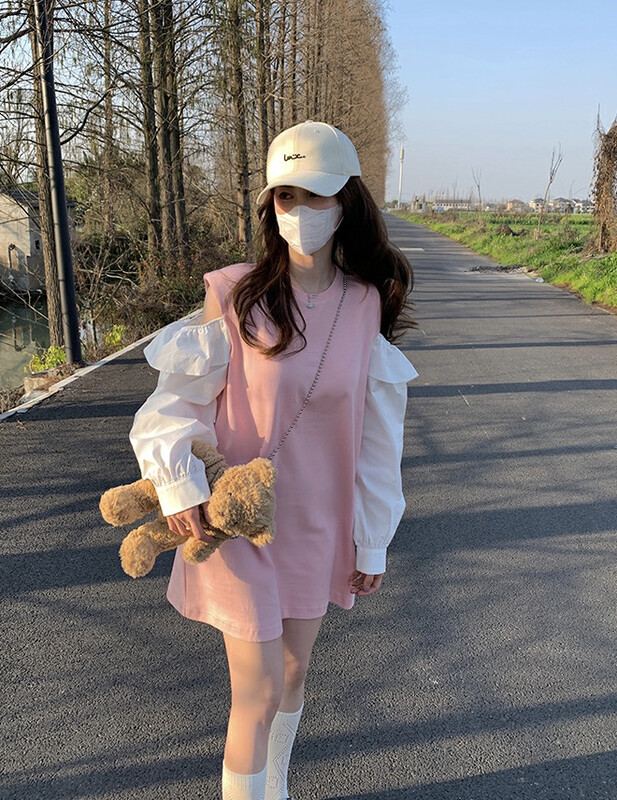 【Y.JIA Ijia】Sweet age-reducing contrast color stitching shirt sleeves leak-shoulder sweater dress 9051