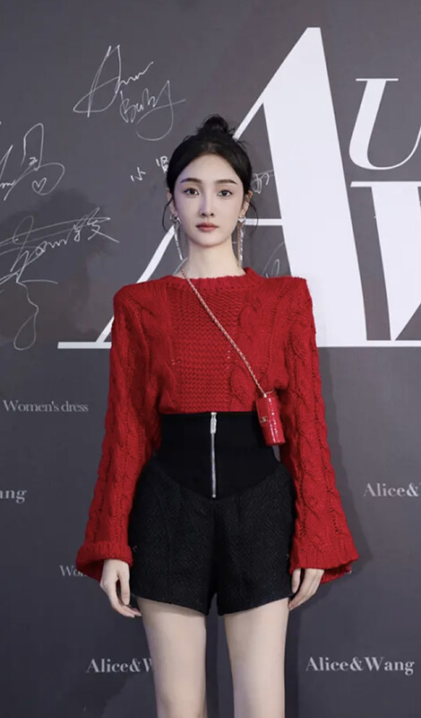 [SAVAGE] Retro hot girl style round neck hollow handmade niche design thickened warm sweater S1231# WPL
