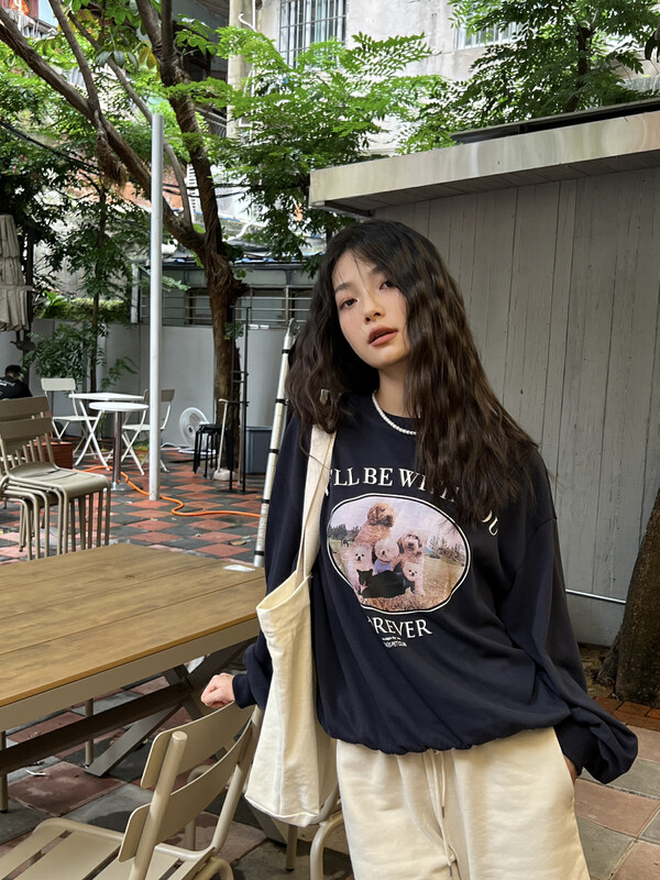 Original price 76.70! [FINOA] Korean version age-reducing loose animal pattern letter print sweater 10692# JHY