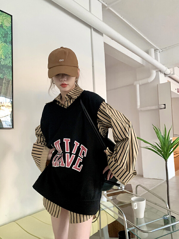 [Y.JIA Ijia] Loose casual long-sleeved striped shirt design sense of contrast printing vest suit 6219-1