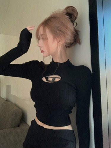 Net price real shot Hot girl private clothes Slim and slim two-color hollow thread waist knitted top