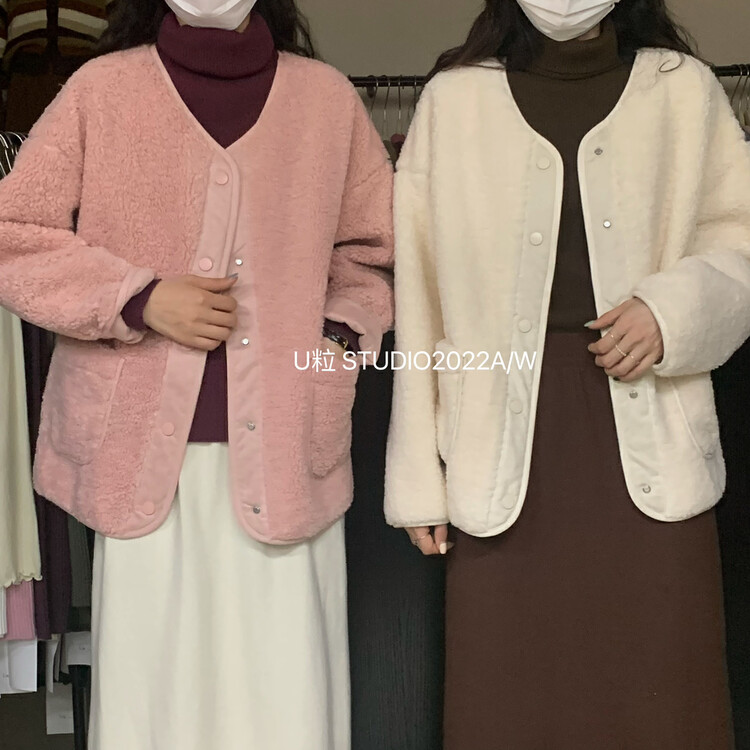 [U grain] Double-pocket texture lamb wool short coat 1131