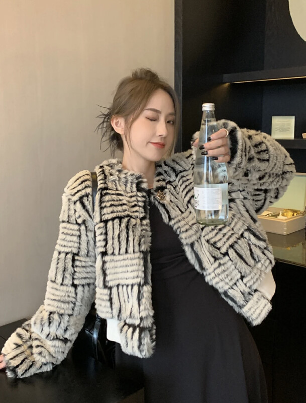 【SAVAGE】French high-end small fragrance contrast color stitching design plush short coat S1232# WPL