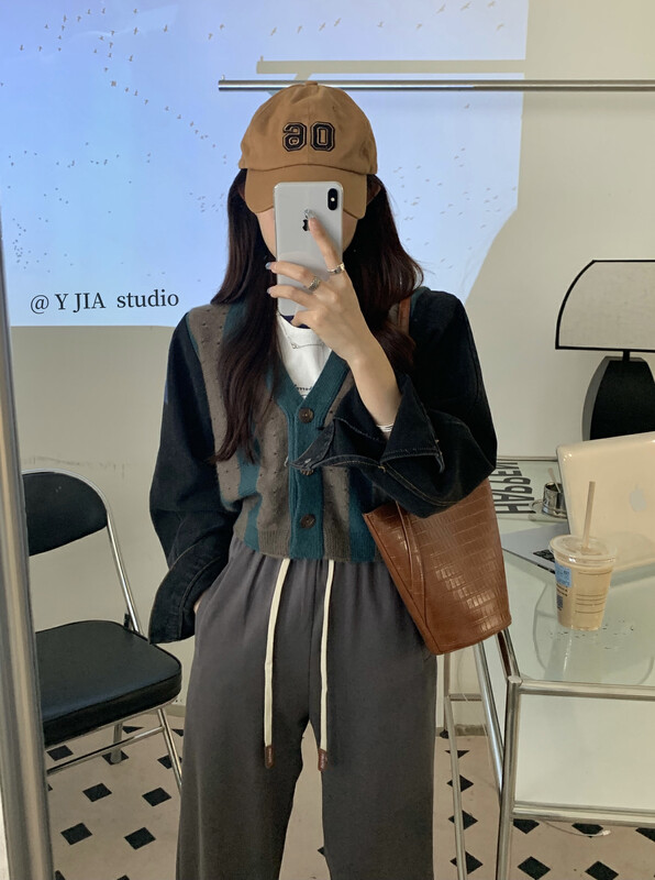 【Y.JIA】Retro casual fashion all-match Korean denim sleeves stitching knitted cardigan jacket warm sweater 669-1# FHX