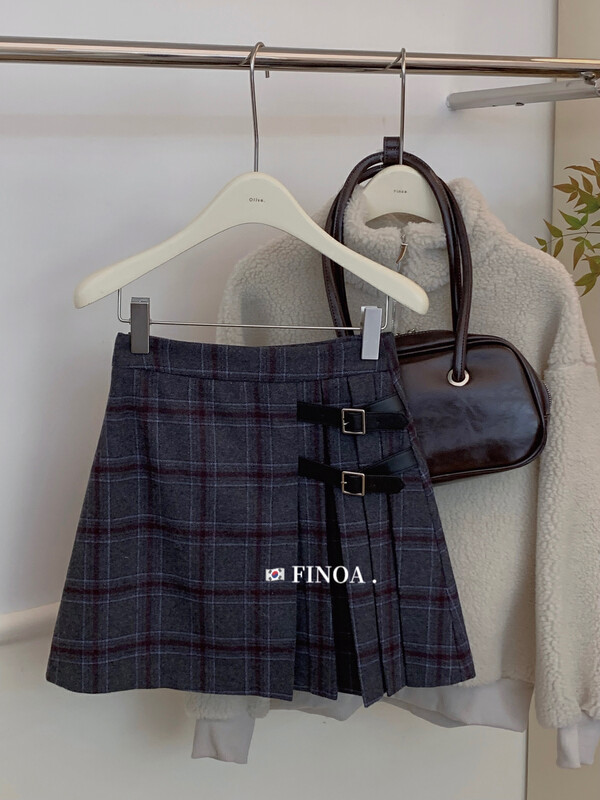 [FINOA] Age-reducing college style contrast plaid short pleated skirt olive1419