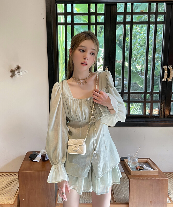 [Y.JIA Yijia] Gentle square neck chiffon shirt drawstring casual shorts suit YS1-9030