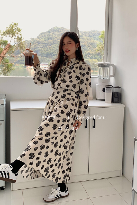 【Fire HOODRESS】Korean version of elegant flower pattern buckle dress 22555# JHY