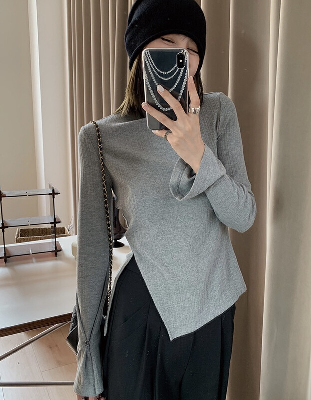 [Y.JIA Ijia] temperament all-match semi-high collar trumpet sleeve slit bottoming long-sleeved T-shirt YS1-2336