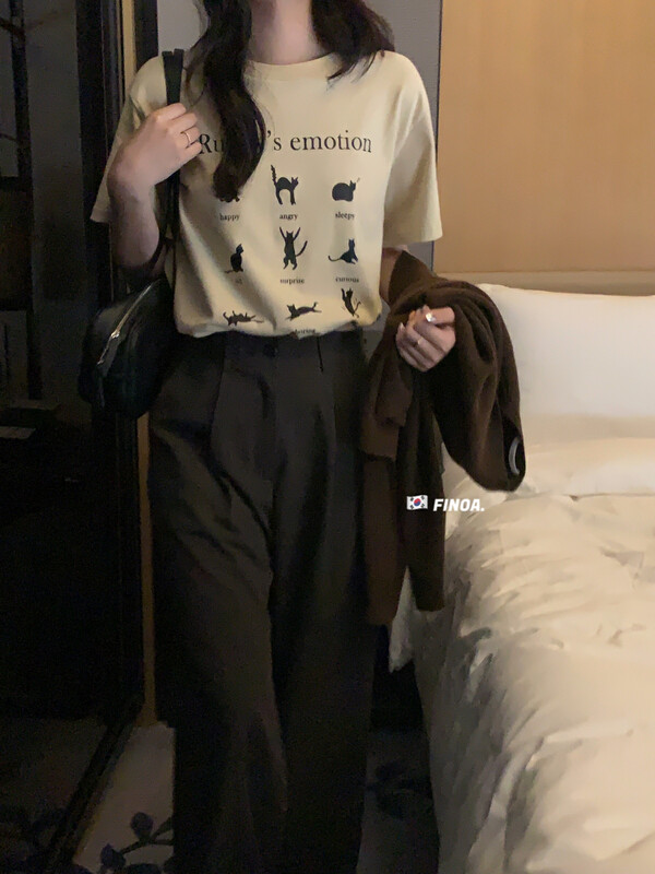 [FINOA] Simple casual alphabet animal black and white pattern printing loose short-sleeved T-shirt 10771