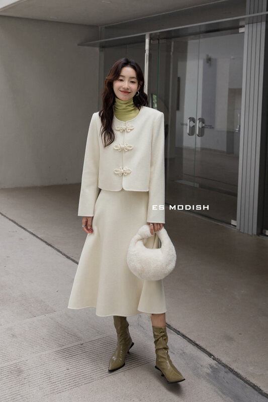 New in winter! [ES MODISH] Guofeng disc buckle temperament all-match small fragrance wool coat (including 100% wool) JK2004B# CQW