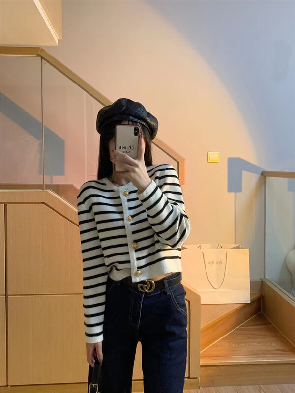 [Korean C home] Xiaoxiang style round neck striped knitted cardigan YS1-5506# PCZ