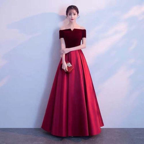 Banquet dresses are dignified and atmospheric, long, noble and elegant, dresses, women's slim, comfortable and warm velvet