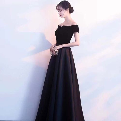 Banquet dresses are dignified and atmospheric, long, noble and elegant, dresses, women's slim, comfortable and warm velvet