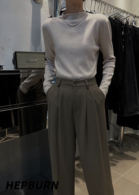 [HEPBURN Hepburn] Half turtleneck pullover long-sleeved sweater is thin and versatile Y66