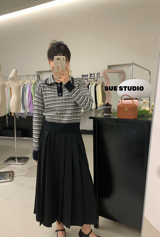 Original price 77.83! [SUE STUDIO] Lapel Sparkling Striped Warm Sweater A8703# ZJY