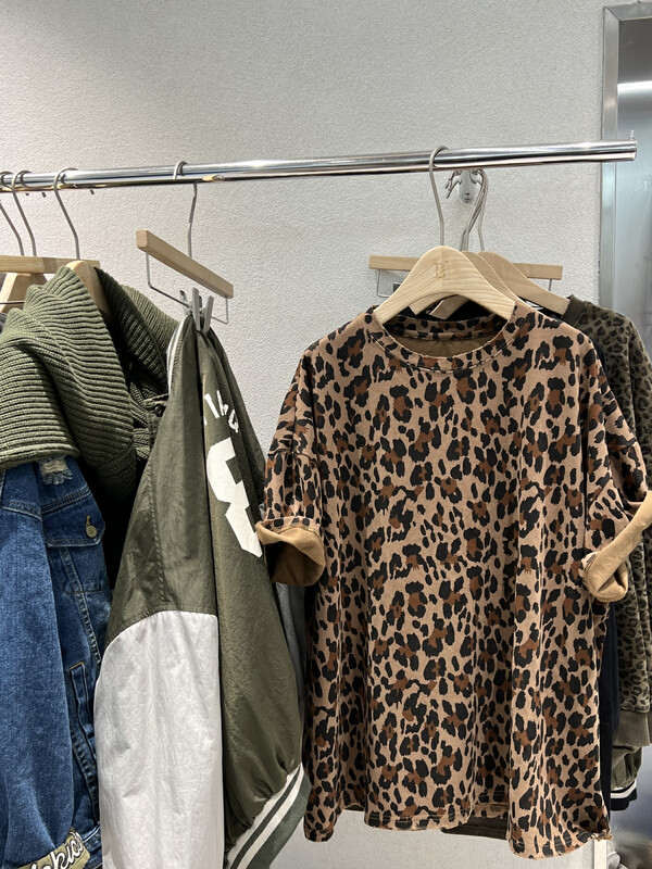 [BOBO1972] Loose leopard print T short-sleeved T-shirt only sells T228282