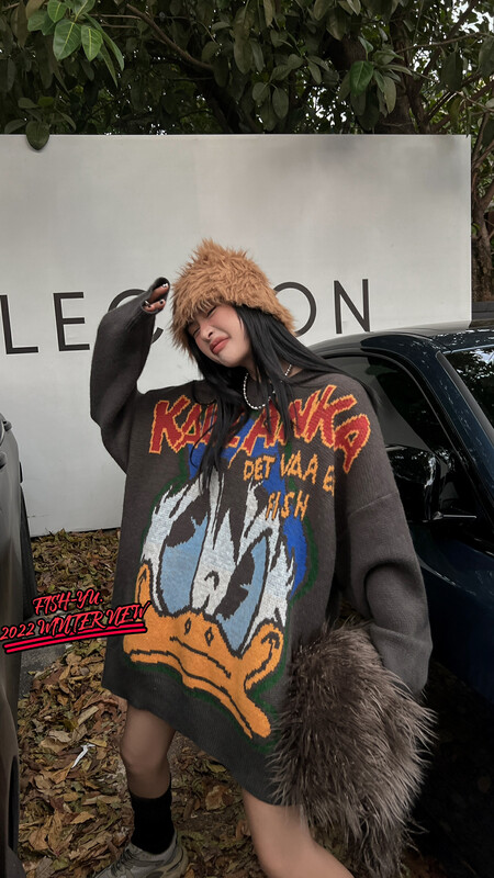 【FISH YU】Cartoon Donald Duck Multicolor Jacquard Arctic Fleece Sweater 22670