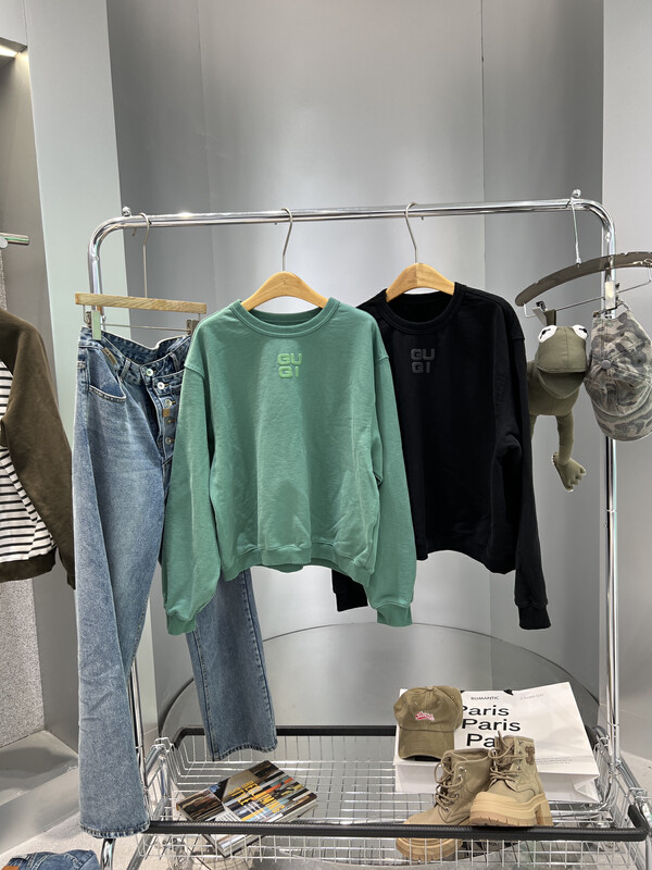 Original price 108.99! 【BOBO1972 】Simple and versatile casual sweater ((only selling sweater)) AQC220969# CQW